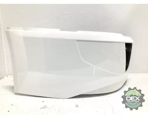 VOLVO  Bumper Assembly, Front