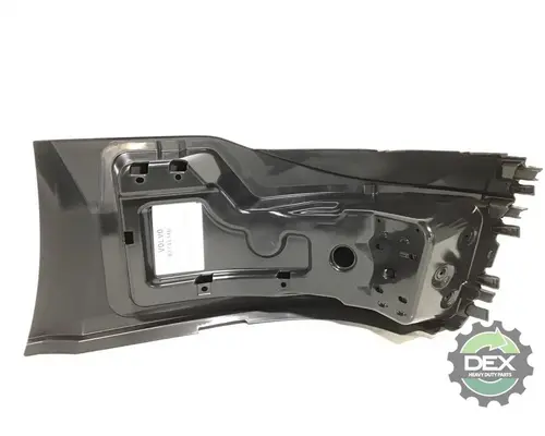 VOLVO  Bumper Assembly, Front