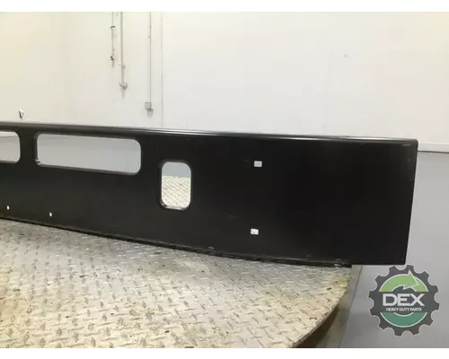 VOLVO  Bumper Assembly, Front