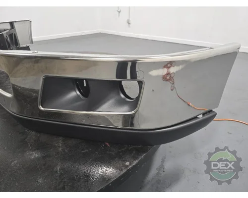 VOLVO  Bumper Assembly, Front