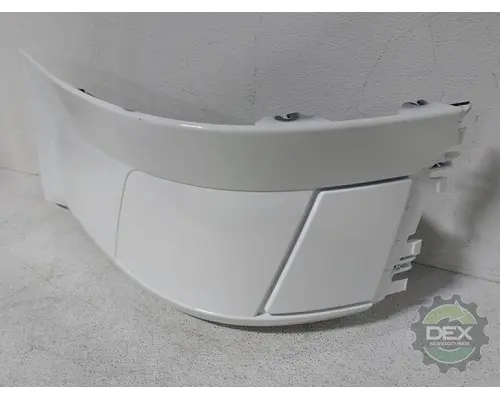 VOLVO  Bumper Assembly, Front