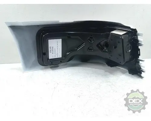 VOLVO  Bumper Assembly, Front