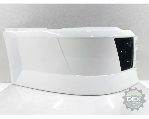 VOLVO  Bumper Assembly, Front