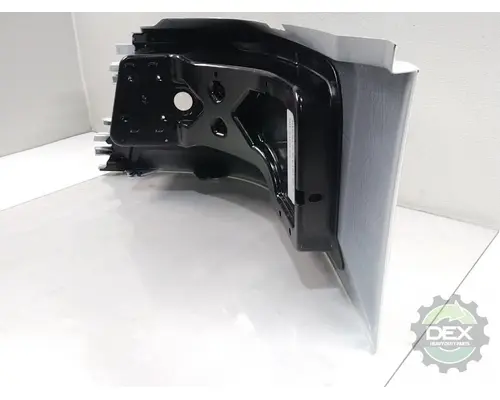 VOLVO  Bumper Assembly, Front