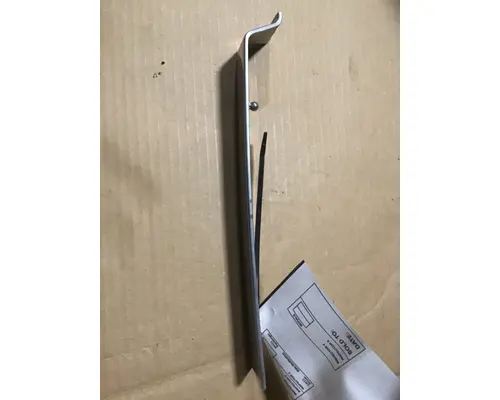 VOLVO  Bumper Assembly, Front