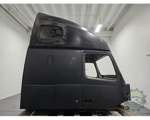 VOLVO  Cab