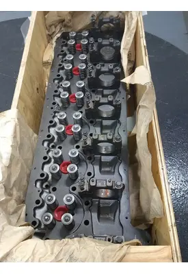 VOLVO  Cylinder Head