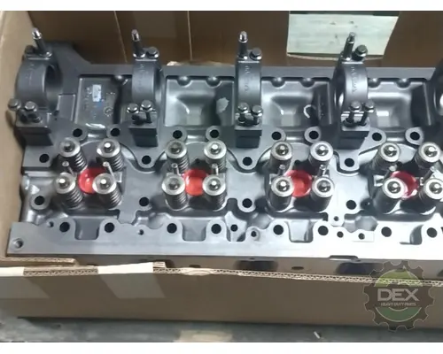 VOLVO  Cylinder Head