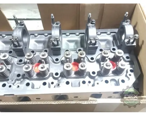VOLVO  Cylinder Head