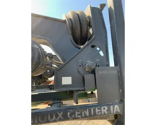 VOLVO  DROP AXLE