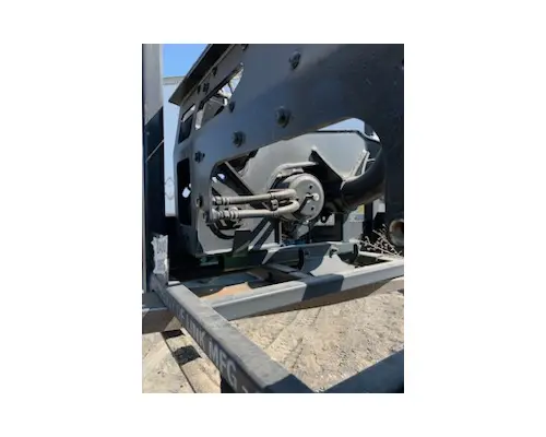 VOLVO  DROP AXLE