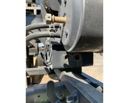 VOLVO  DROP AXLE