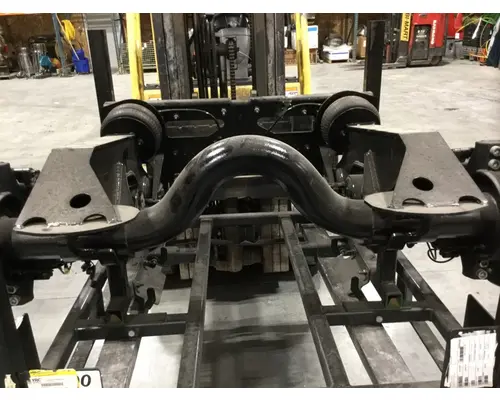 VOLVO  DROP AXLE