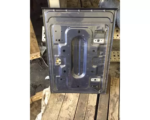 VOLVO  Door Assembly, Rear or Back