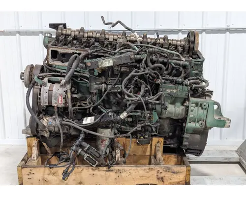 VOLVO  Engine Assembly
