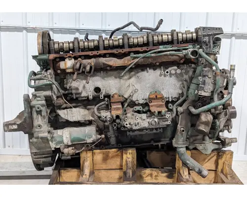 VOLVO  Engine Assembly