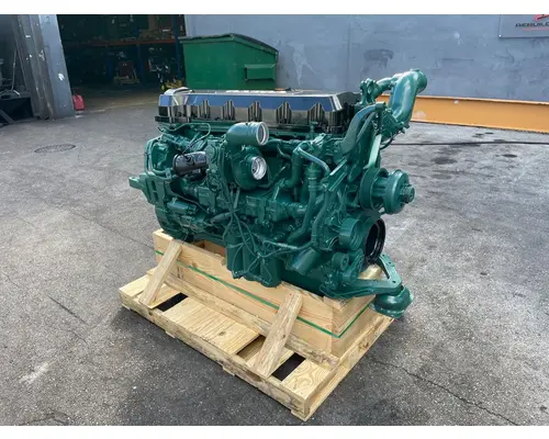 VOLVO  Engine Assembly