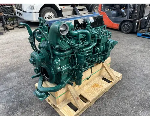 VOLVO  Engine Assembly