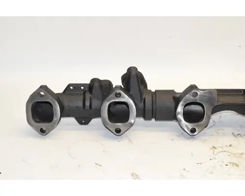 VOLVO  Exhaust Manifold