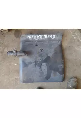 VOLVO  Fender