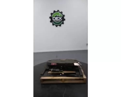 VOLVO  Fifth Wheel