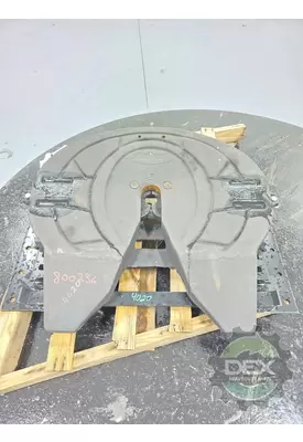 VOLVO  Fifth Wheel