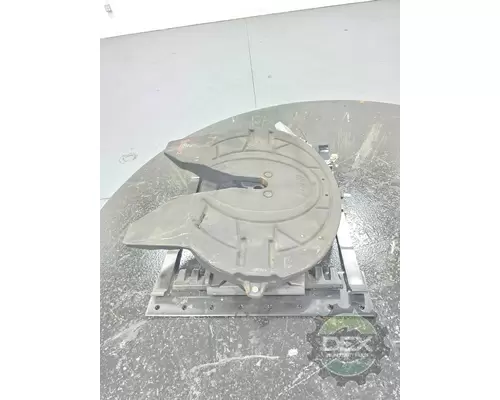 VOLVO  Fifth Wheel