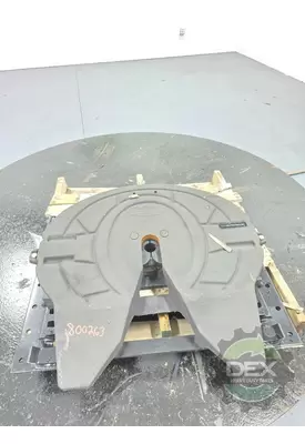 VOLVO  Fifth Wheel