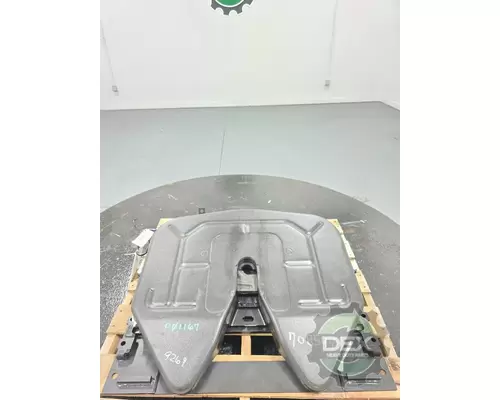 VOLVO  Fifth Wheel