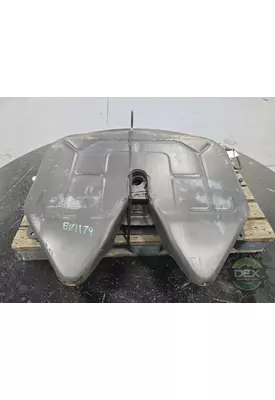 VOLVO  Fifth Wheel