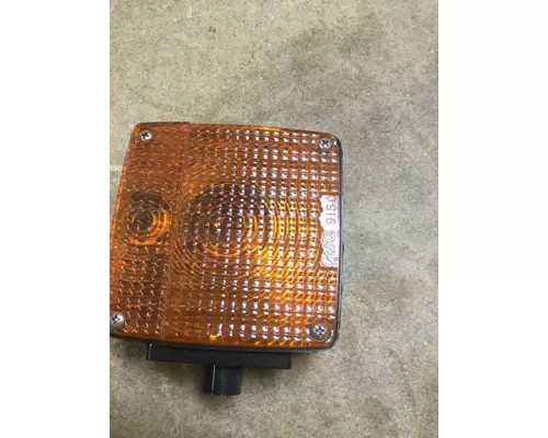 VOLVO  Front Lamp (Turn Signal)