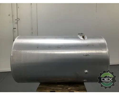 VOLVO  Fuel Tank