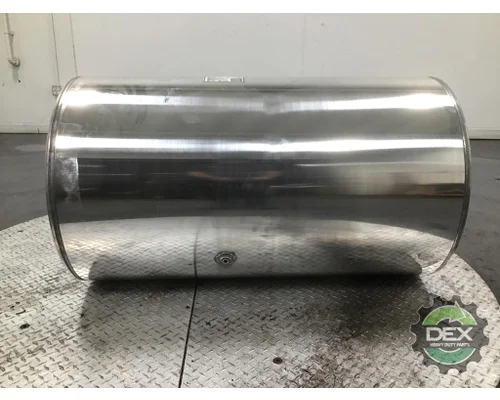 VOLVO  Fuel Tank