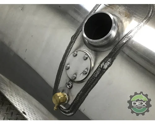 VOLVO  Fuel Tank