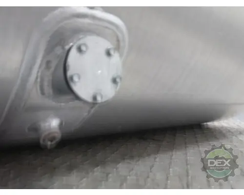VOLVO  Fuel Tank