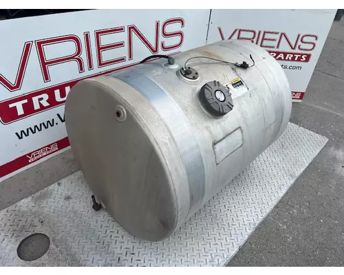 VOLVO  Fuel Tank