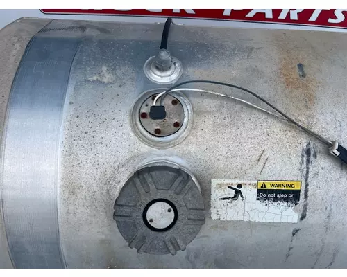 VOLVO  Fuel Tank