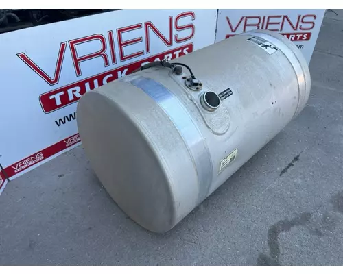 VOLVO  Fuel Tank