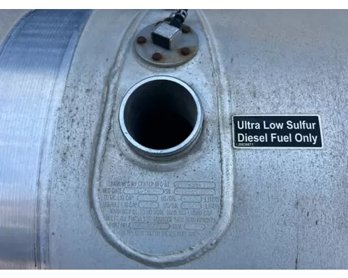 VOLVO  Fuel Tank