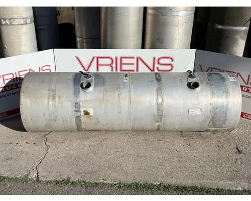 VOLVO  Fuel Tank