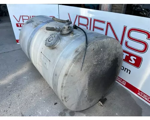 VOLVO  Fuel Tank