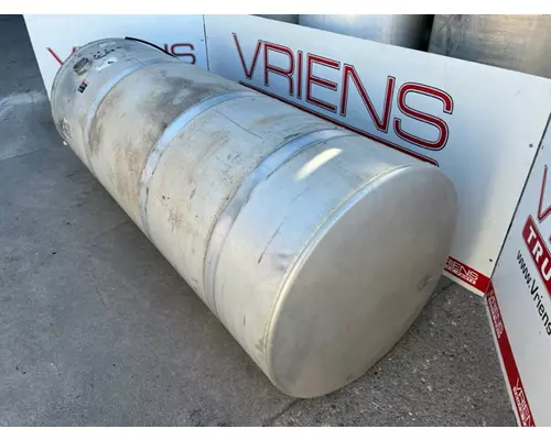 VOLVO  Fuel Tank