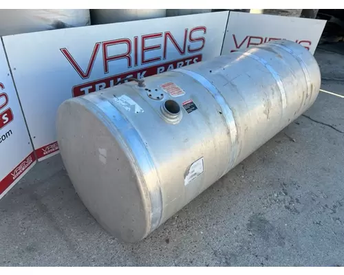 VOLVO  Fuel Tank