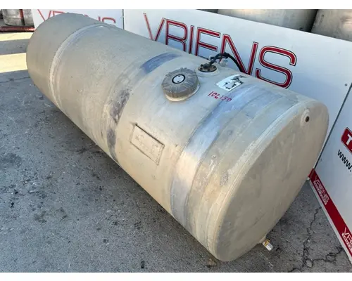 VOLVO  Fuel Tank