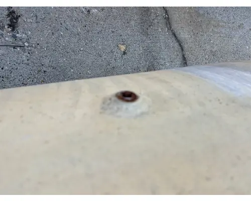 VOLVO  Fuel Tank