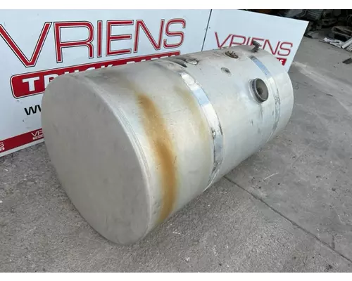 VOLVO  Fuel Tank