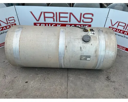 VOLVO  Fuel Tank