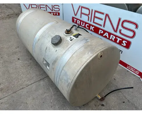 VOLVO  Fuel Tank