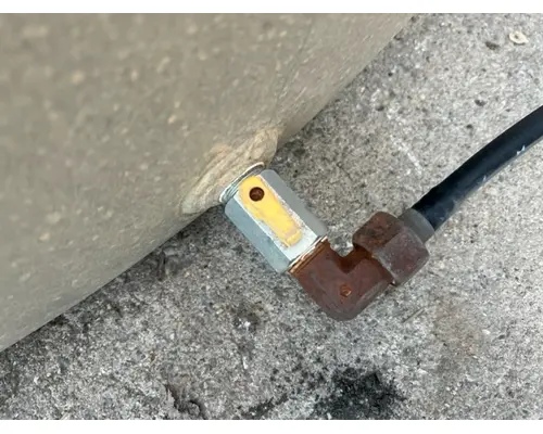VOLVO  Fuel Tank