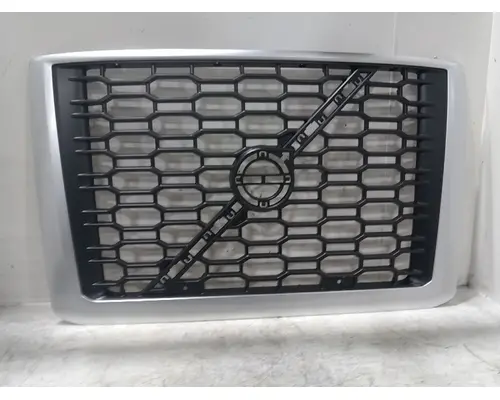 VOLVO  Grille
